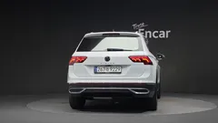 2023 Volkswagen Tiguan 2.0 TDI Prestige, белый — фото 4