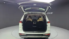 2022 Kia Carnival Diesel 9-Seater Signature — фото 19