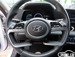 2023 Hyundai AVANTE Smart, белый — фото 8