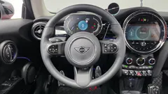 2024 Mini Cooper 클래식 플러스, красный — фото 13