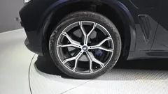 2022 BMW X5 xDrive 45e M Sport, чёрный — фото 5