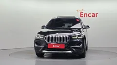 2021 BMW X1 xDrive 18d xLine, чёрный — фото 3