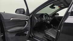 2021 BMW X1 xDrive 18d xLine, чёрный — фото 10
