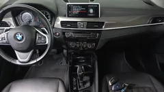 2021 BMW X1 xDrive 18d xLine, чёрный — фото 14