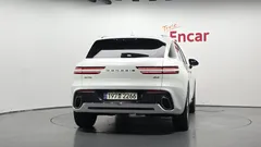 2023 Genesis GV70 2.5T Gasoline AWD, белый — фото 4