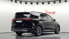 2022 Kia Carnival Diesel 9-Seater Signature — фото 2