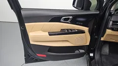2022 Kia Carnival Diesel 9-Seater Signature — фото 20