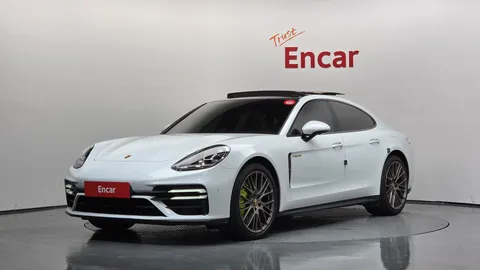 2023 Porsche Panamera 2.9 AWD E-Hybrid Platinum Edition
