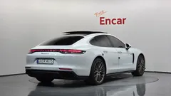 2023 Porsche Panamera 2.9 AWD E-Hybrid Platinum Edition — фото 2