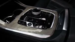 2024 BMW X7 xDrive 40i Design Pure Excellence 6-Seater, белый — фото 9