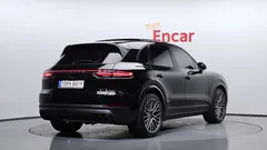 2023 Porsche Cayenne 3.0 PLATINUM EDITION — фото 2