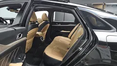 2022 Kia K5 1.6 Turbo — фото 12