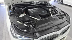 2024 BMW 5-Series 530i xDrive, белый — фото 6