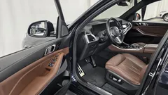 2024 BMW X5 xDrive 40i M Sport — фото 10