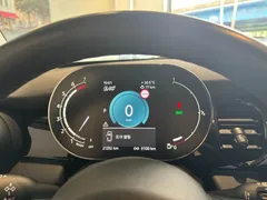 2024 Mini Cooper 클래식 플러스 — фото 8