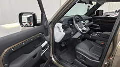 2022 Land Rover Defender 110 D250 SE, коричневый — фото 10