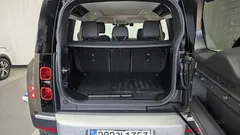 2022 Land Rover Defender 110 D250 SE, коричневый — фото 20