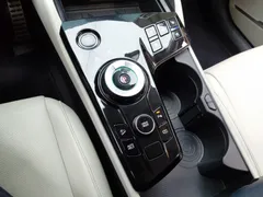 2023 Kia Sportage Signature 2WD — фото 9