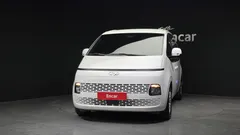 2023 Hyundai Staria Tourer 9-Seater — фото 3