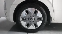 2023 Hyundai Staria 4WD Tourer 9-Seater — фото 5