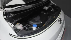 2023 Hyundai Staria 4WD Tourer 9-Seater — фото 6