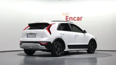 2024 Kia Niro Prestige — фото 2