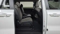 2024 Kia Canival Diesel 9-Seater Prestige, белый — фото 11