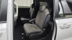 2024 Kia Canival Diesel 9-Seater Prestige, белый — фото 12