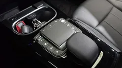 2022 Mercedes-Benz A-Class A220 Hatchback — фото 17