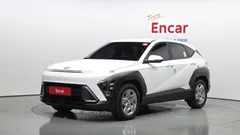 2023 Hyundai Kona Modern, белый — фото 1