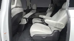 2023 Kia Canival Diesel 9-Seater Noblesse, белый — фото 12
