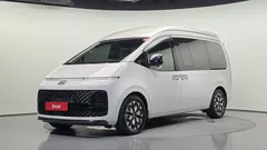2023 Hyundai Staria 4WD Lounge 9-Seater — фото 1