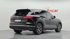 2023 Volkswagen Touareg 3.0 TDI Prestige, коричневый — фото 2