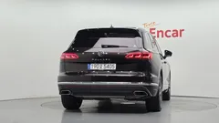 2023 Volkswagen Touareg 3.0 TDI Prestige, коричневый — фото 4