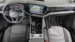 2023 Volkswagen Touareg 3.0 TDI Prestige, коричневый — фото 7
