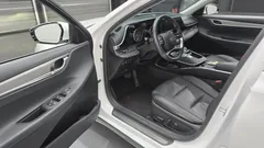 2023 Hyundai Grandeur 3.0 LPi Rent Car — фото 10