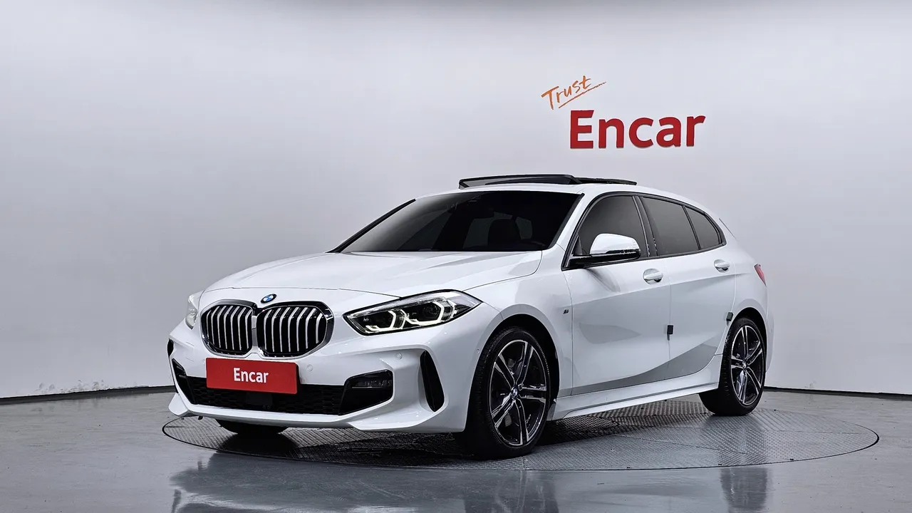 2023 BMW 1-Series 120i M Sports
