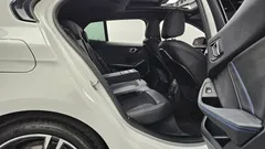 2023 BMW 1-Series 120i M Sports — фото 11