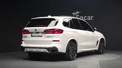 2024 BMW X5 xDrive 50e M Sport, белый — фото 2
