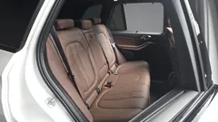 2024 BMW X5 xDrive 50e M Sport, белый — фото 11