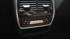 2024 BMW X5 xDrive 50e M Sport, белый — фото 19