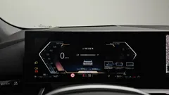 2024 BMW 5-Series 520i, белый — фото 8