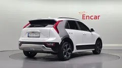 2022 Kia Niro Signature, белый — фото 2