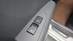 2022 Kia Niro Signature, белый — фото 18