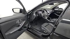 2022 BMW 3-Series 320i, чёрный — фото 10