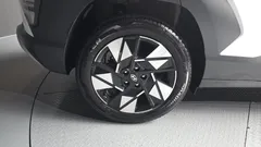 2023 Hyundai Kona Premium, белый — фото 5