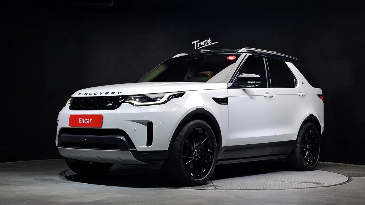 2022 Land Rover Discovery D300 HSE