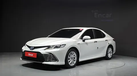 2022 Toyota Camry 2.5 LE Hybrid