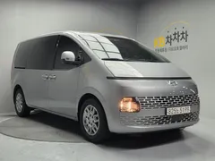 2022 Hyundai Staria Cargo 5-Seater — фото 2