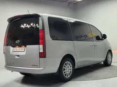 2022 Hyundai Staria Cargo 5-Seater — фото 4
